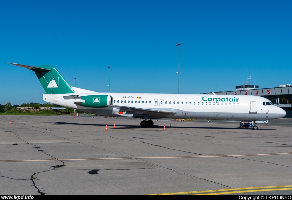 Carpatair – Fokker 100 YR-FZA