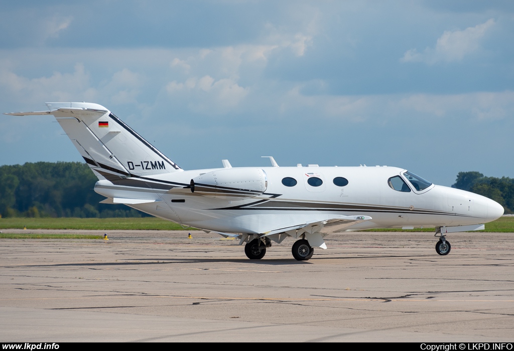 Private/Soukrom – Cessna C510 Mustang D-IZMM