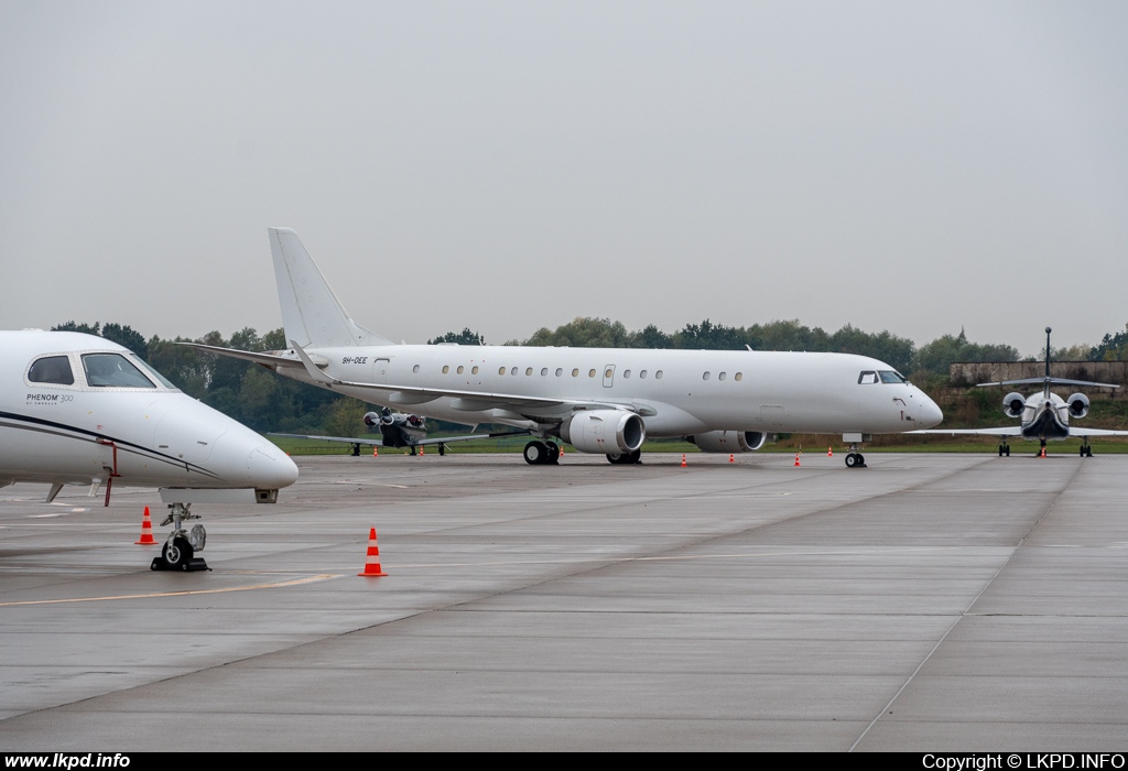 AIR X CHARTER – Embraer ERJ-190-100ECJ 9H-DEE