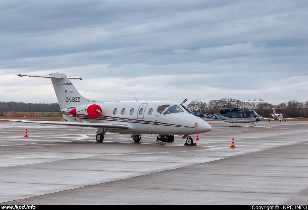 JetBee Czech – Beech 400XP OK-BZZ