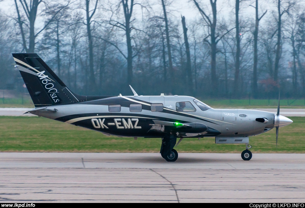 Alpha-Aviation – Piper PA-46-M600 OK-EMZ