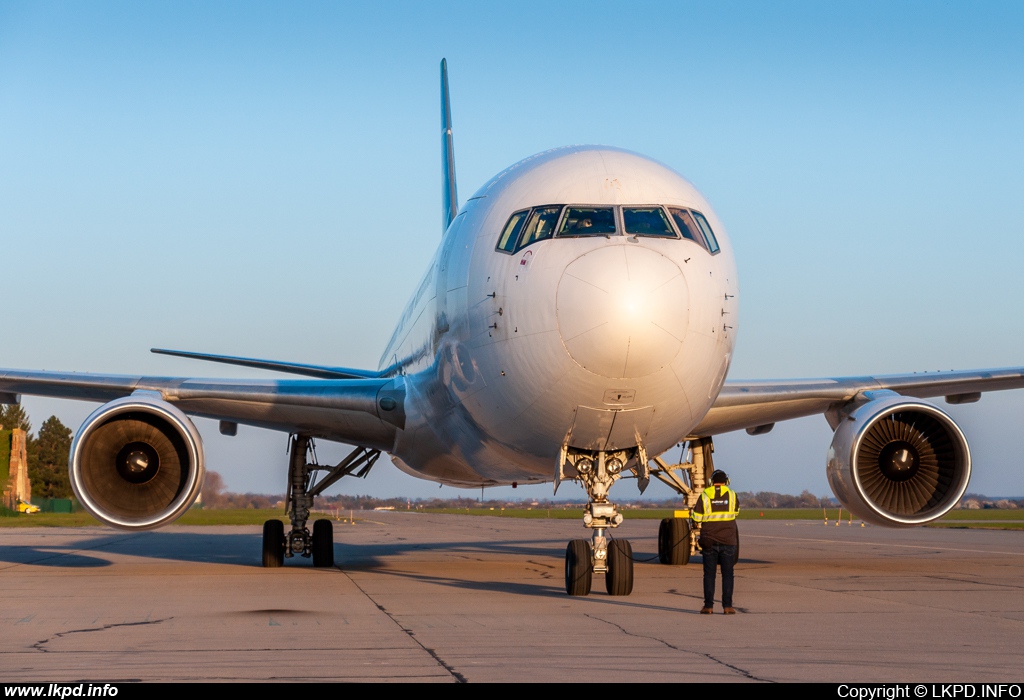 Challenge Airlines IL – Boeing B767-375/ER(BDSF) 4X-IAJ