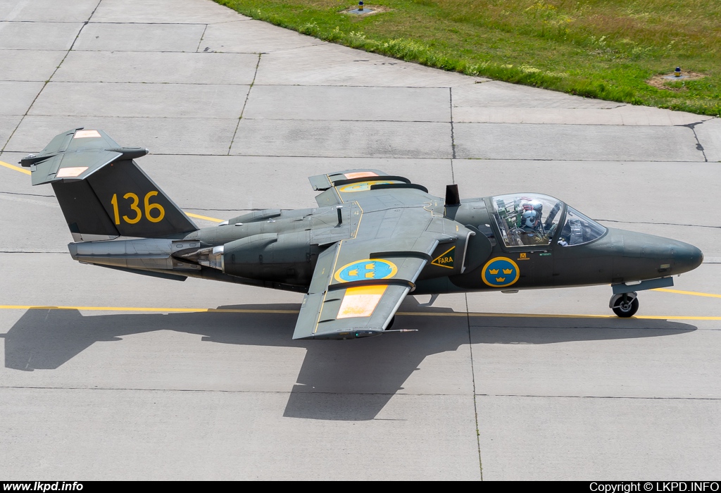 Sweden Air Force – Saab Sk60A (105) 136