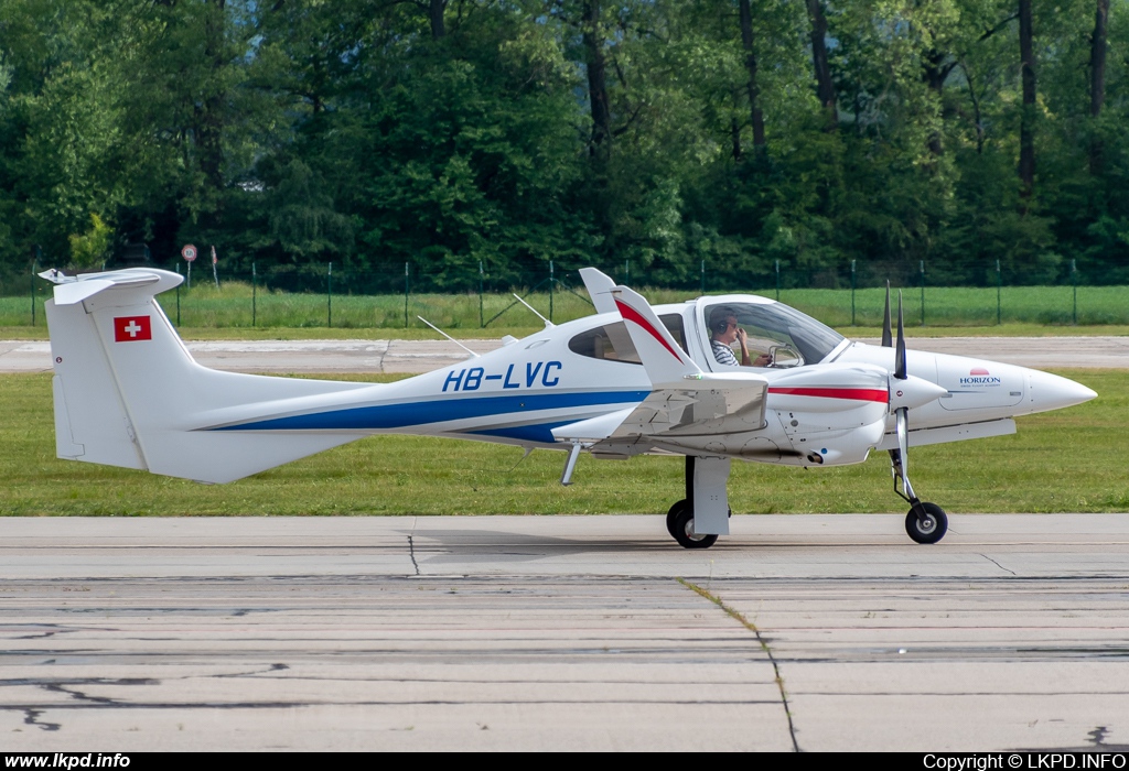 Private/Soukrom – Diamond DA-42NG HB-LVC
