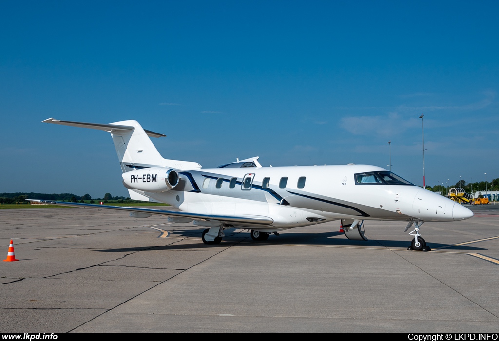 Flying Service NV – Pilatus PC-24 PH-EBM