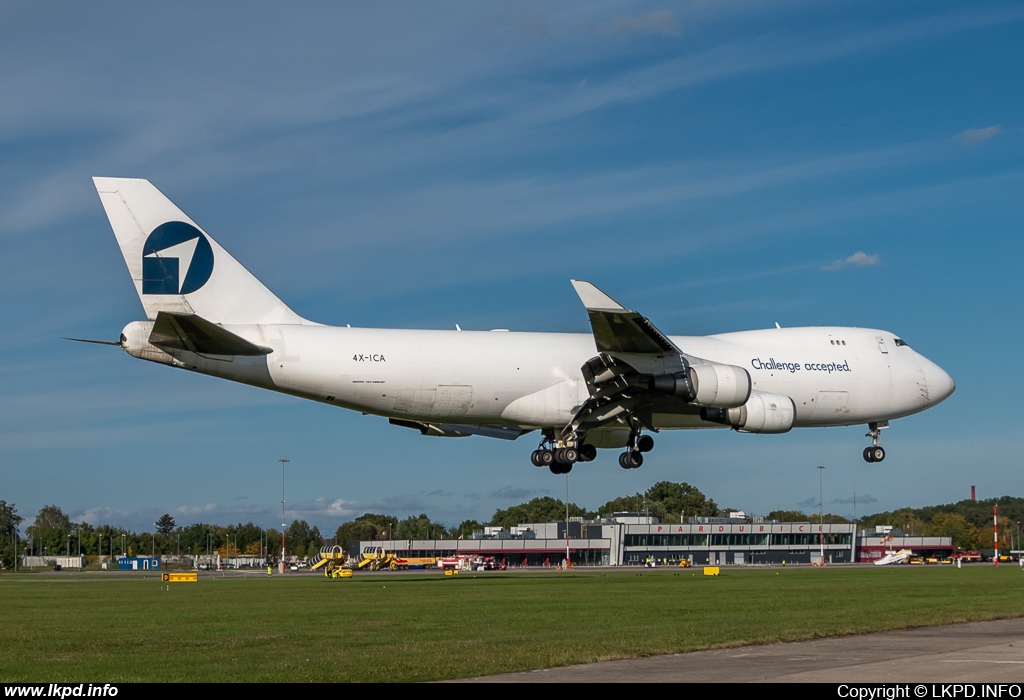 Challenge Airlines IL – Boeing B747-4EVF(ER)  4X-ICA
