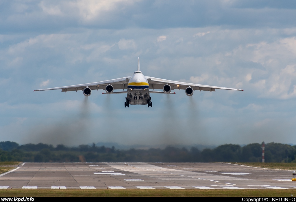 Antonov Design Bureau – Antonov AN-124-100 UR-82029