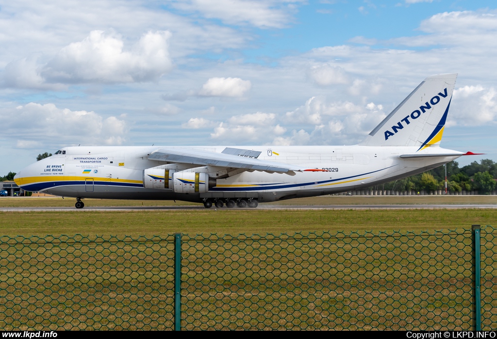 Antonov Design Bureau – Antonov AN-124-100 UR-82029