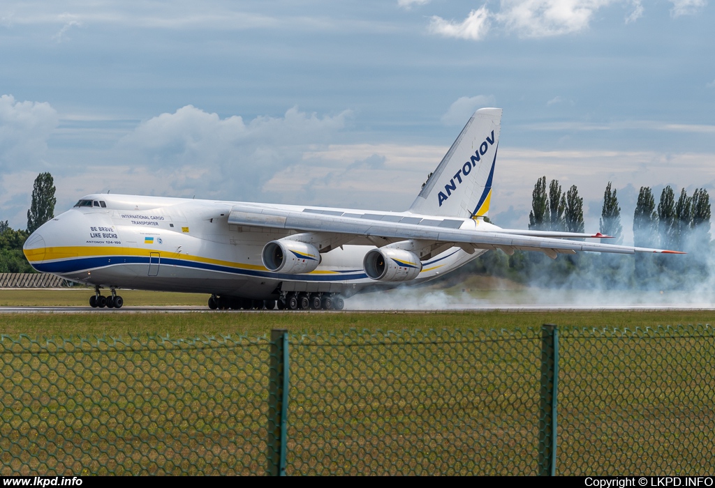 Antonov Design Bureau – Antonov AN-124-100 UR-82029