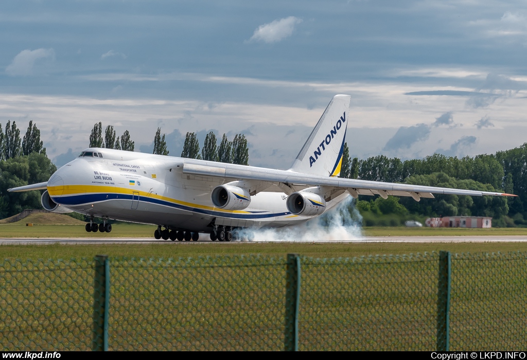 Antonov Design Bureau – Antonov AN-124-100 UR-82029