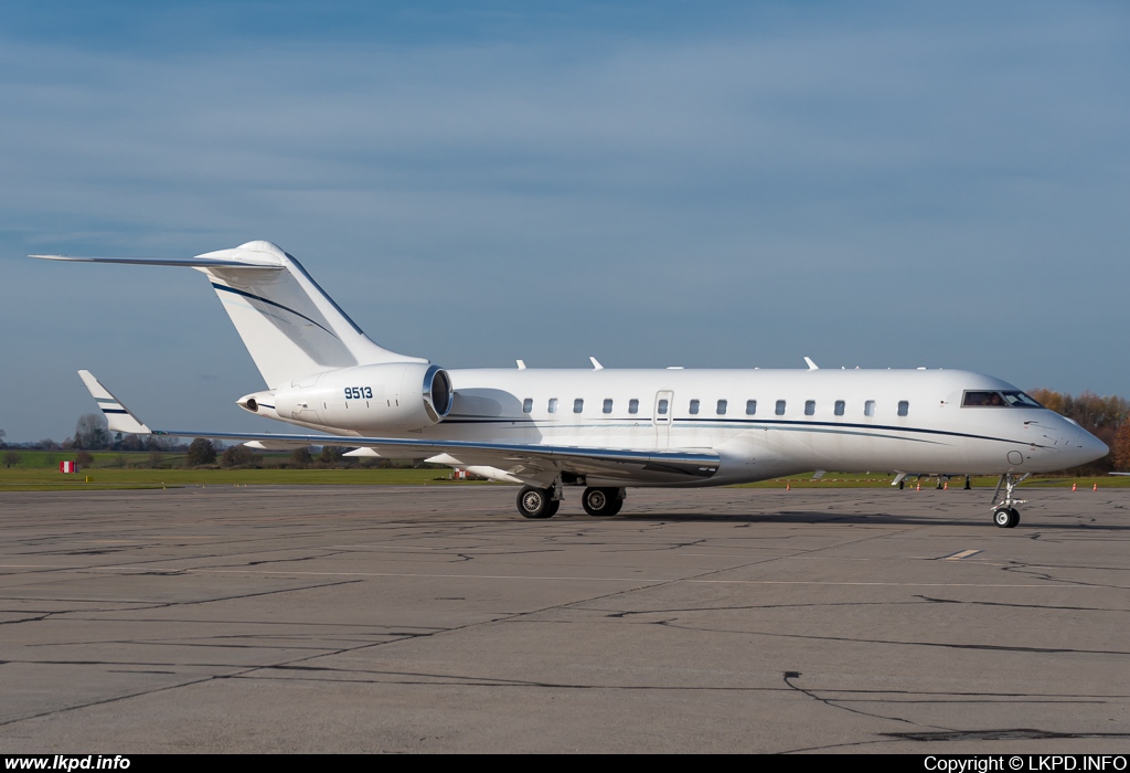 Slovakia Air Force &ndash; Bombardier BD700-1A11 Global 5000 9513